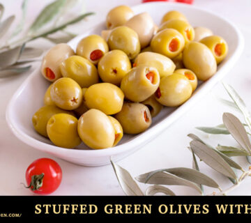 Stuffed green olives with pimento