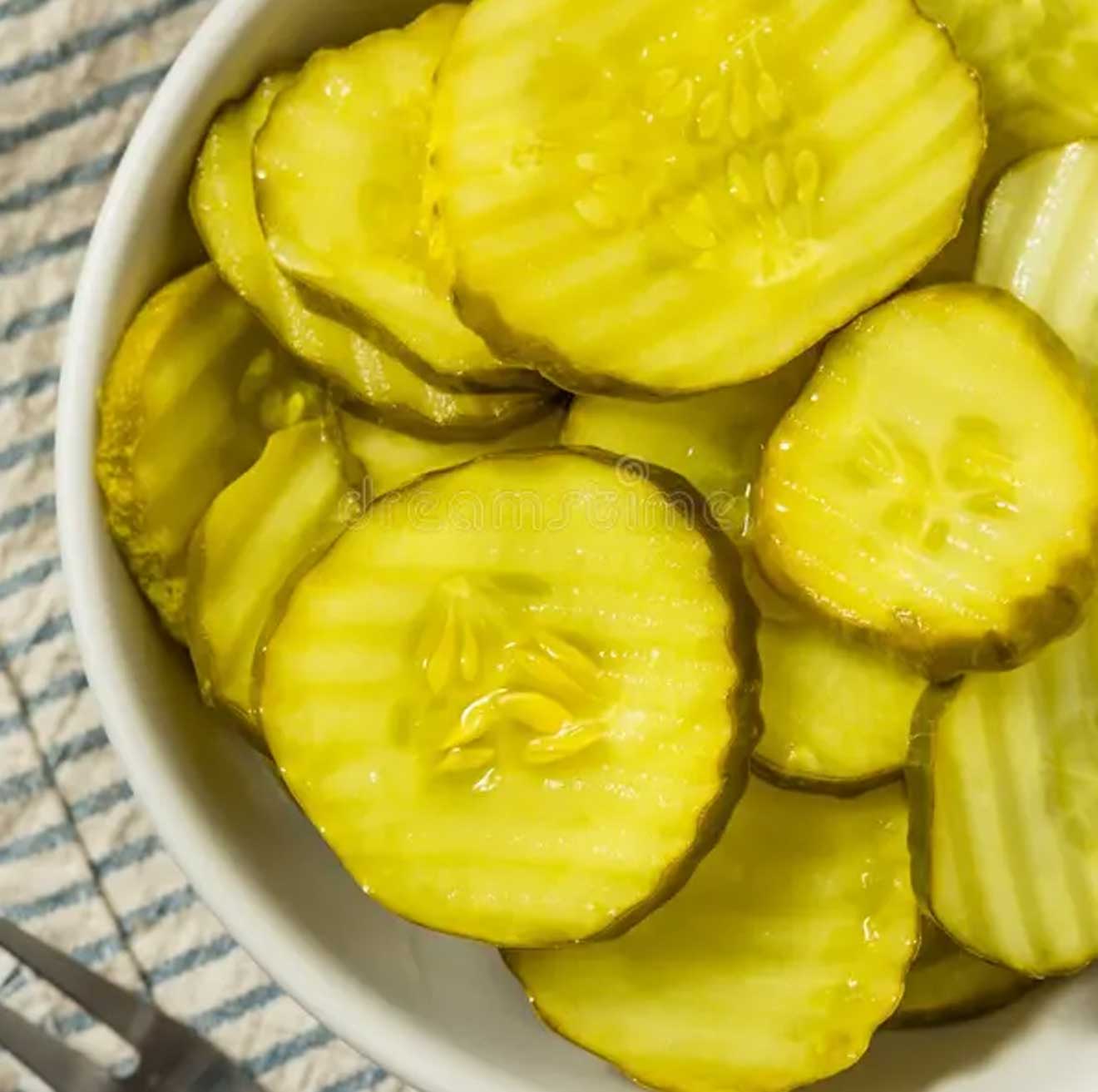 Burger dill gherkins